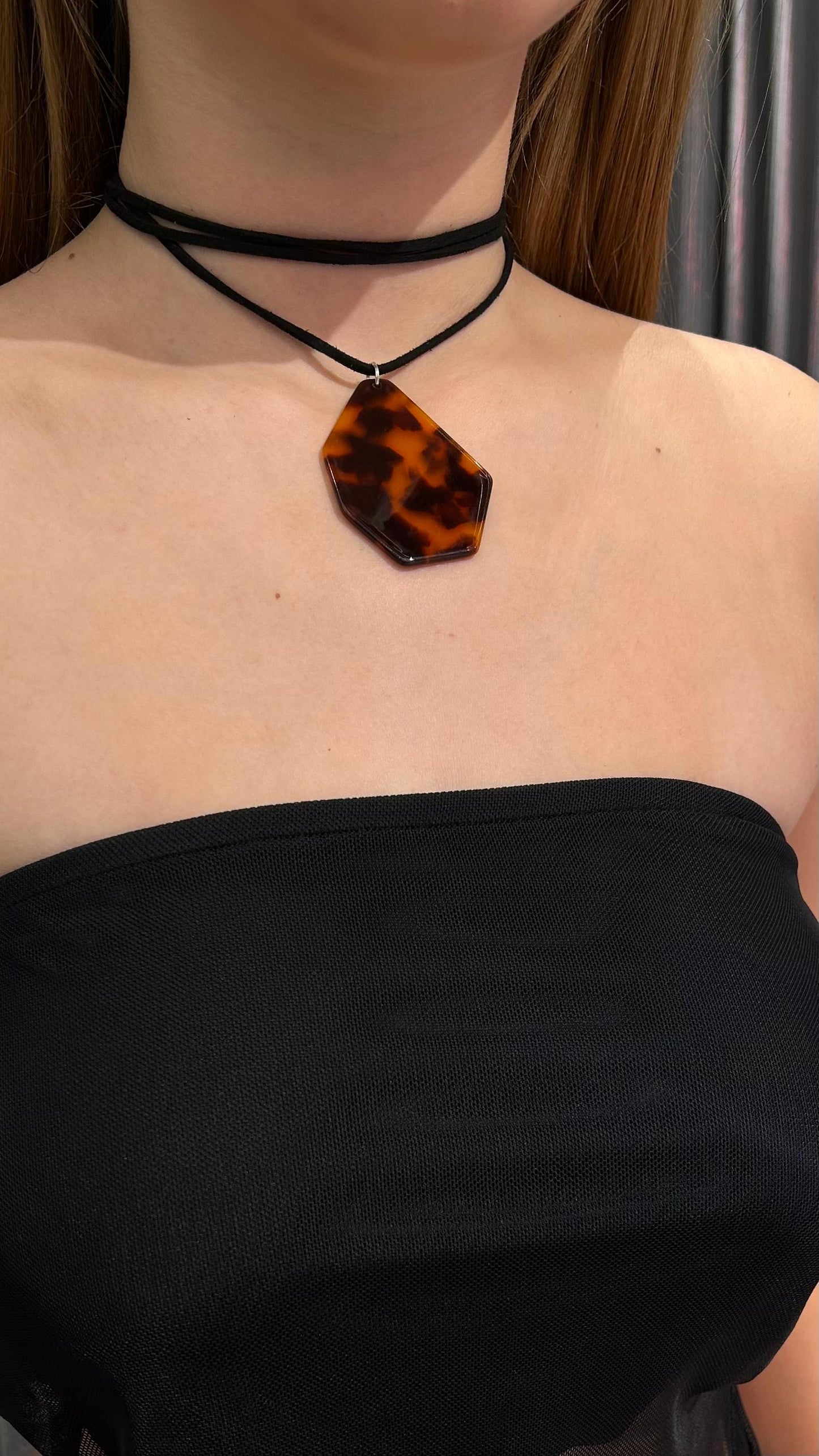 CHOKER