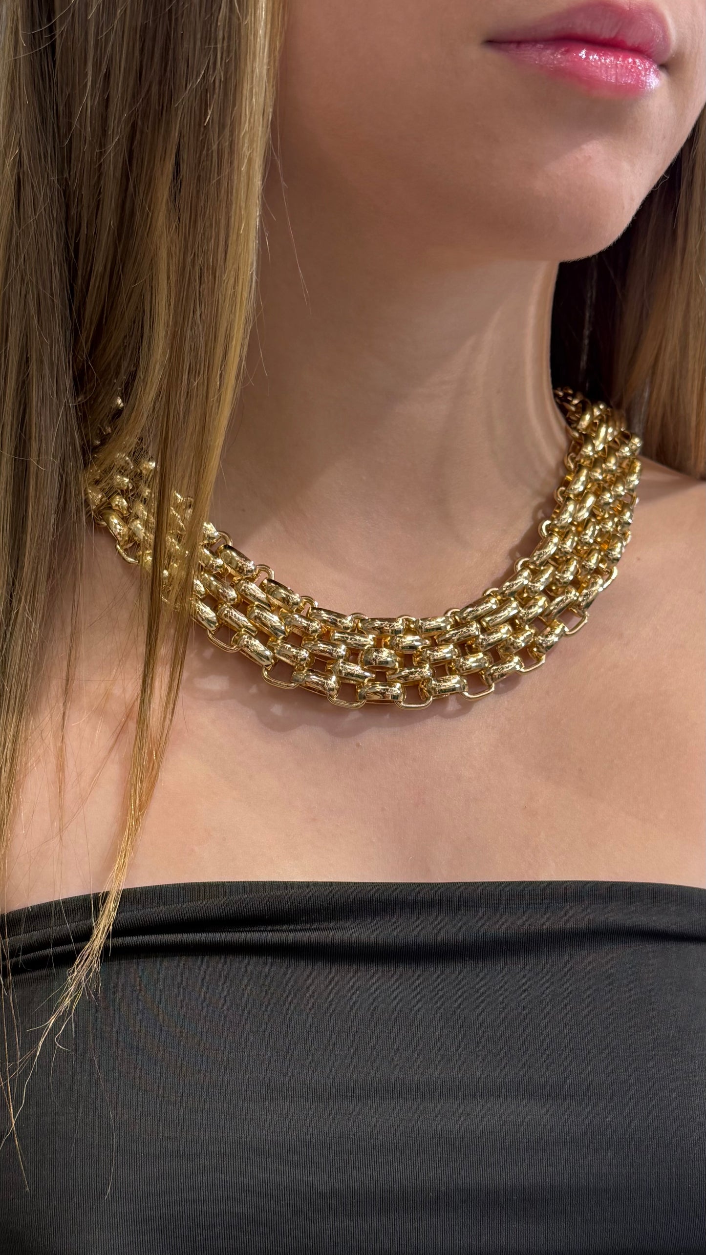 CHOKER
