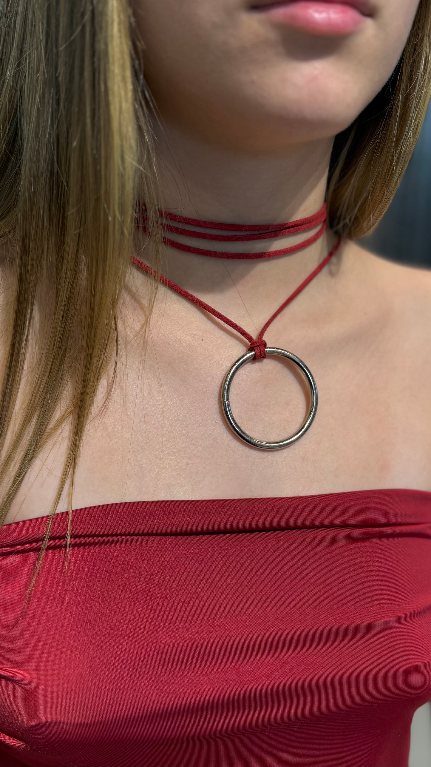 CHOKER