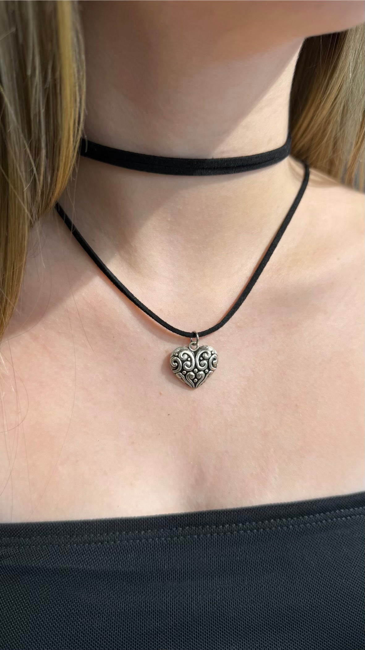 CHOKER