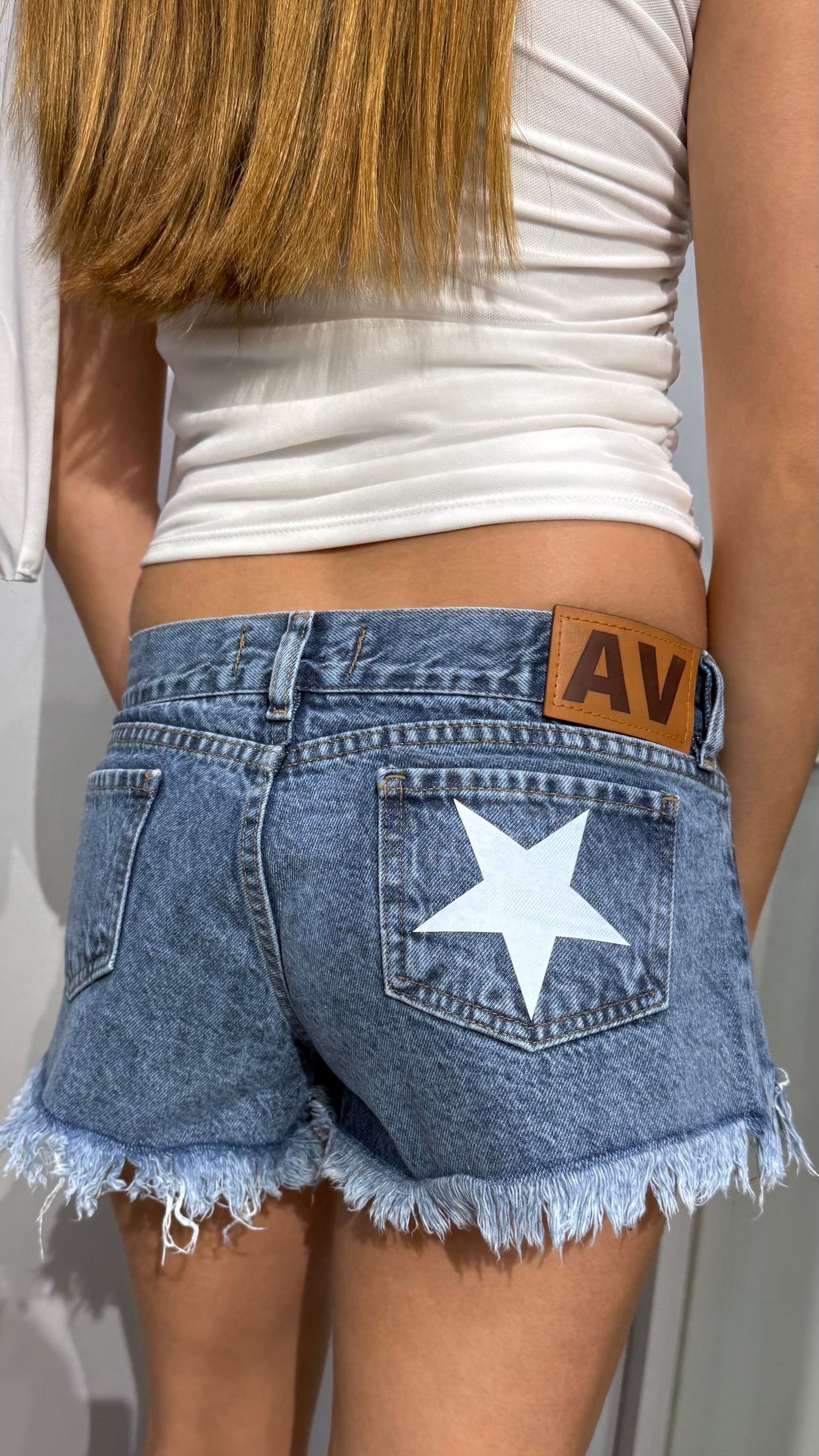 SHORT STAR