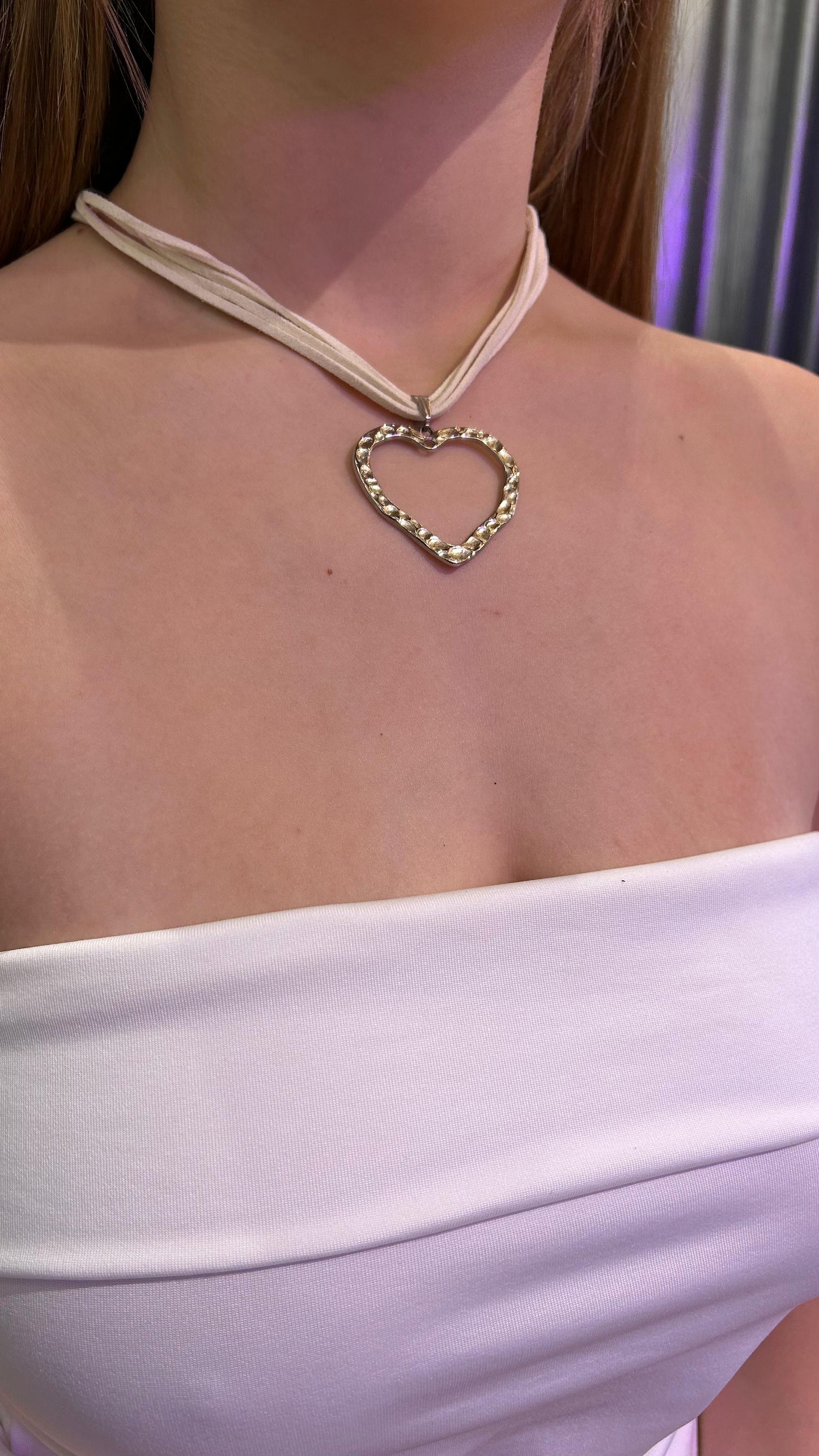 CHOKER
