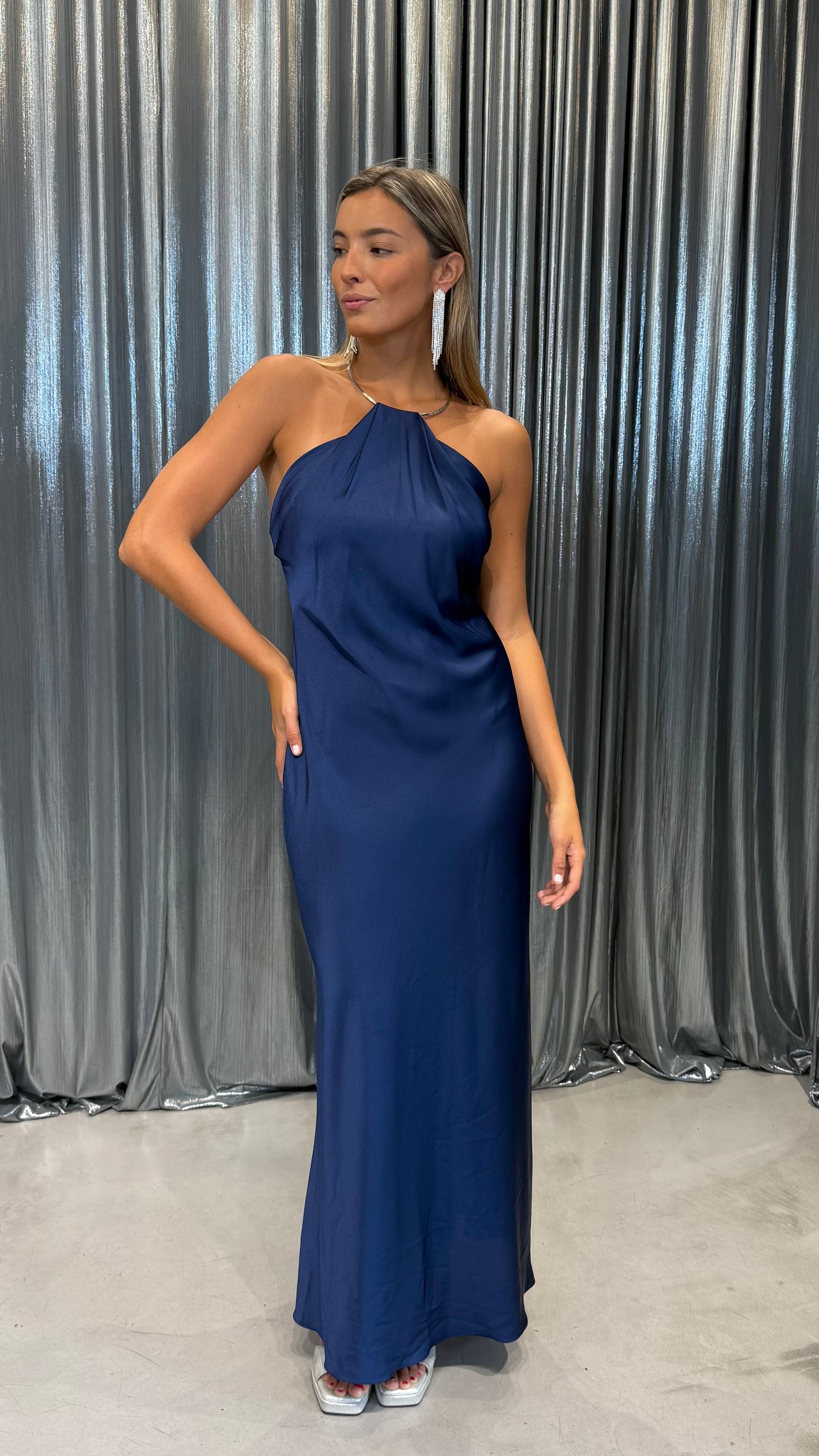 VESTIDO CALA