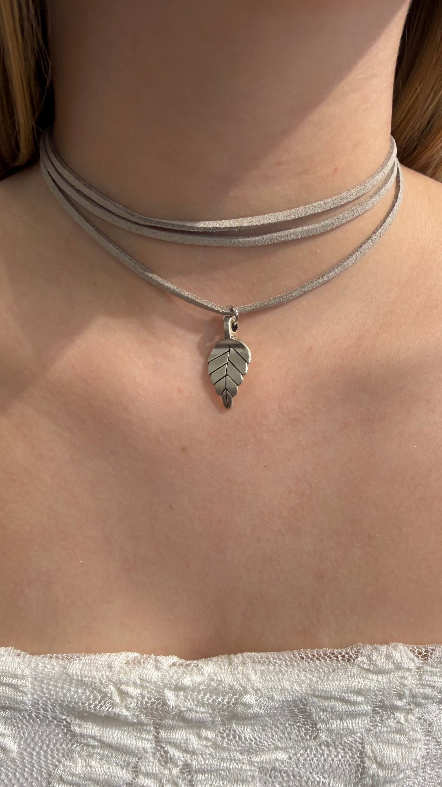 CHOKER
