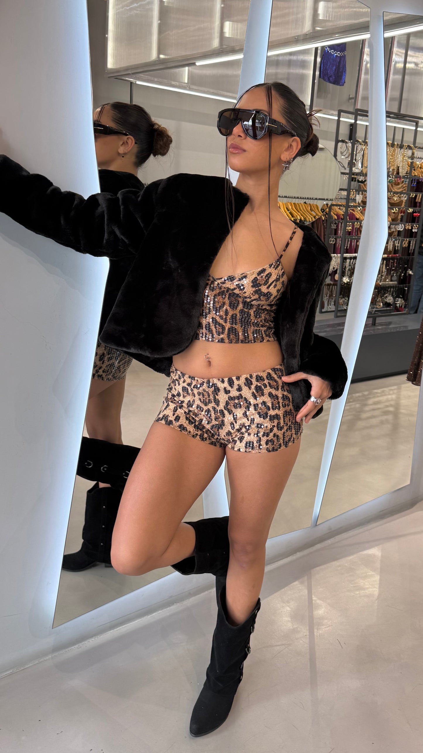 SHORT BLLIS