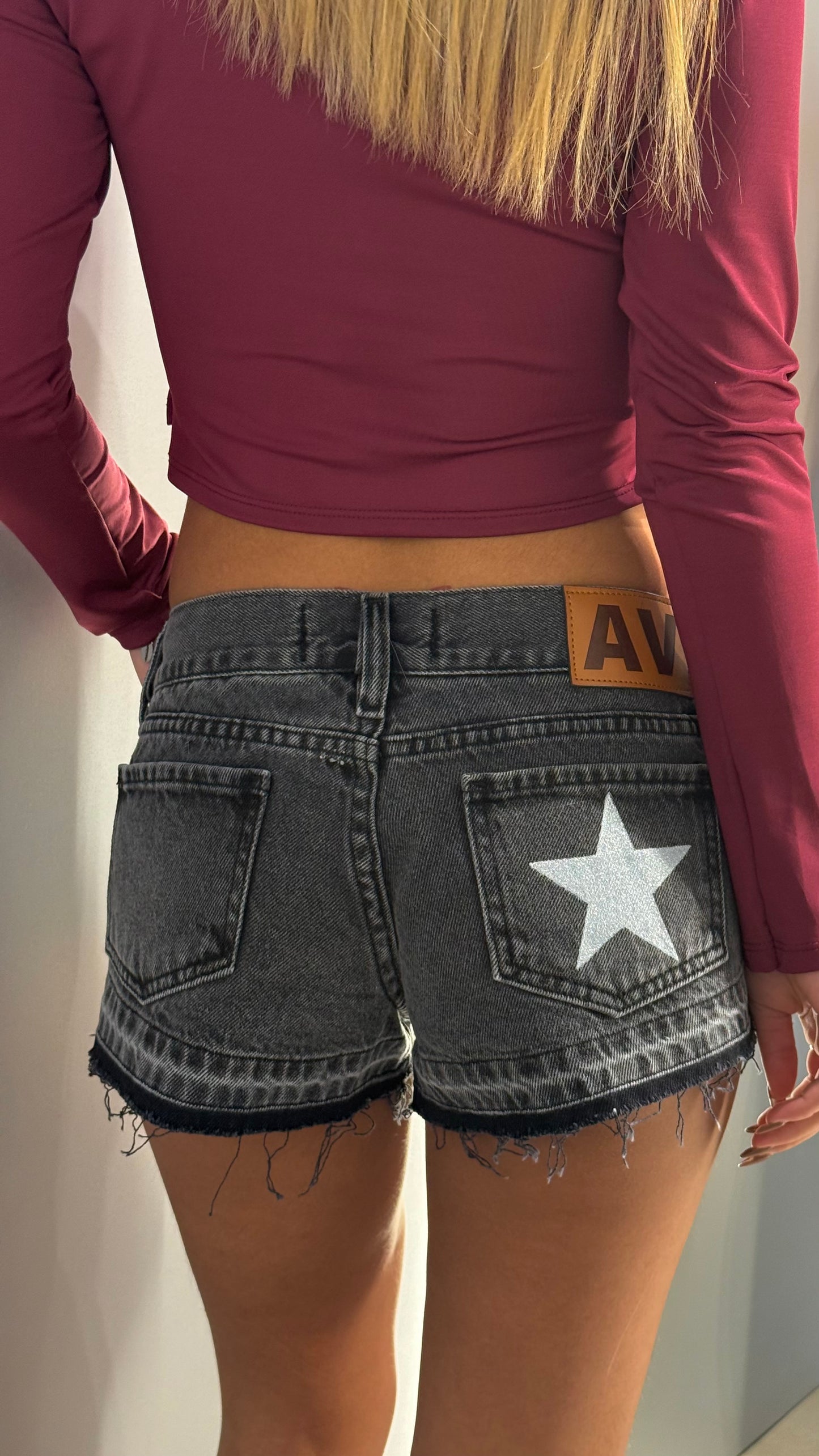 SHORT STAR